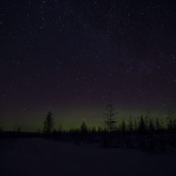 Aurora boreal dando as caras