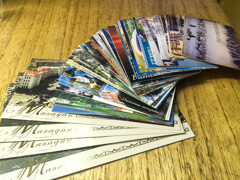 63 cartões postais