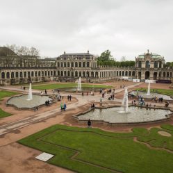 Museu de Zwinger e jardim Dresden